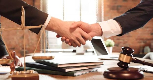 patent lawyer